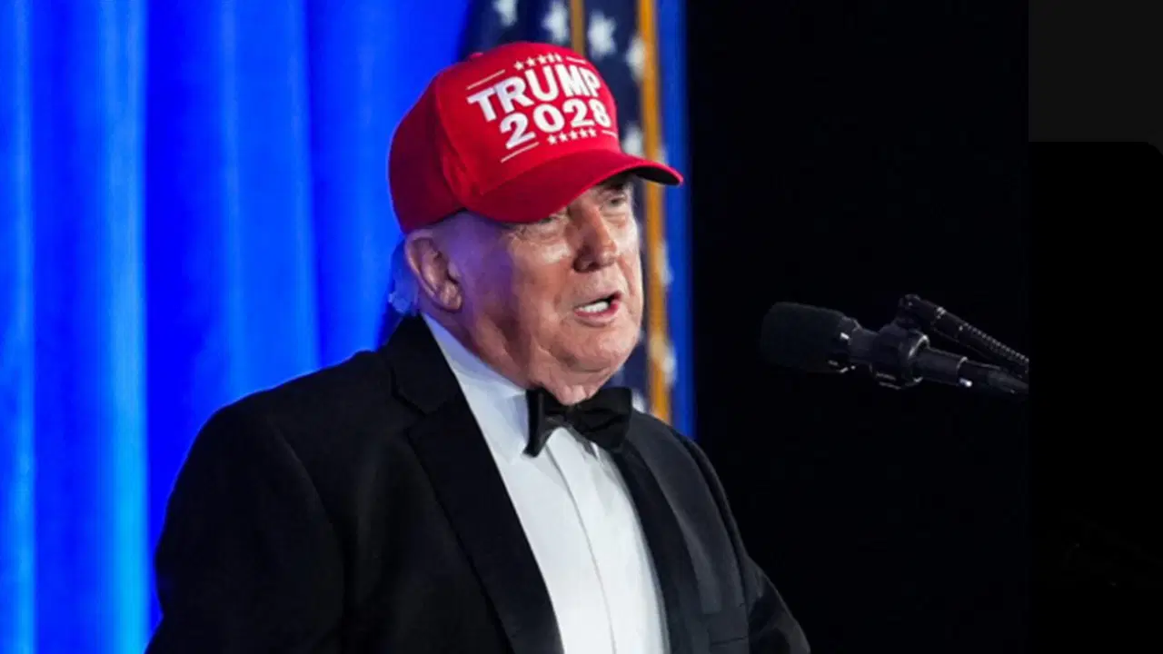 Donald Trump dördüncü kez başkanlığa aday olacağını duyurdu